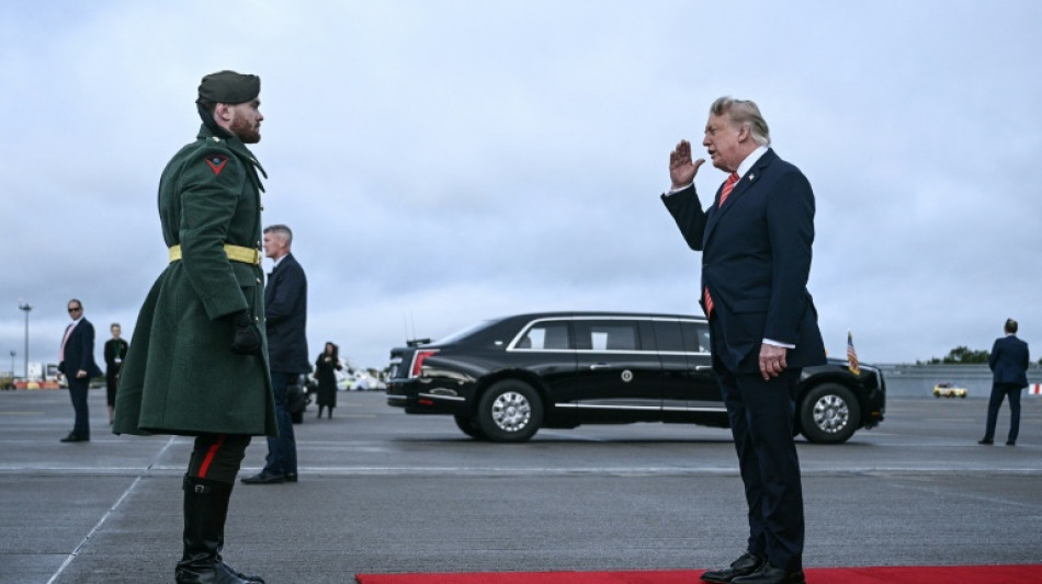 Trump llega a Irlanda para un torneo de golf y reuniones de alto nivel