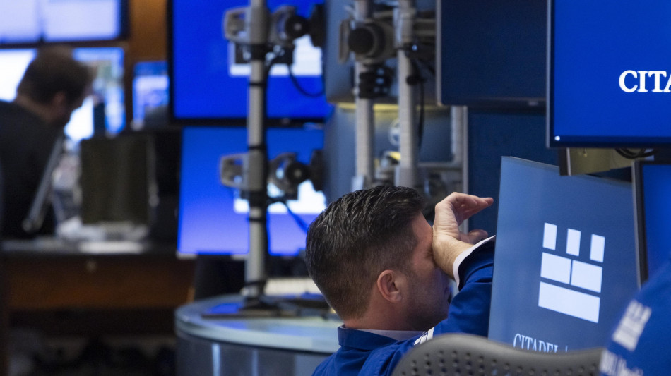 Borsa: Europa sale coi dati Usa, recuperano i bond