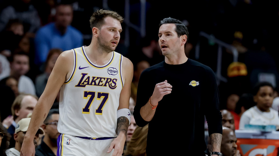 Nba: Doncic trascina i Lakers nella vittoria su Golden State