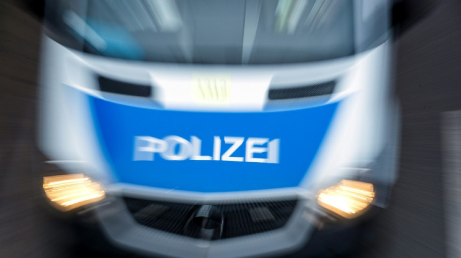 Baden-W&uuml;rttemberg: 16-j&auml;hriger Autofahrer liefert sich Verfolgungsjagd mit Polizei