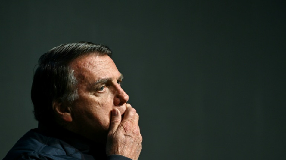 Bolsonaro alega que intent&oacute; quemar su tobillera electr&oacute;nica en momento de "paranoia" 