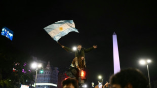 Imprensa argentina destaca vit&oacute;ria em 'duelo hist&oacute;rico' contra Inglaterra