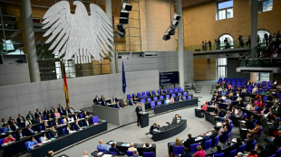 Bundestag entscheidet &uuml;ber Rentenpaket und Wehrdienst