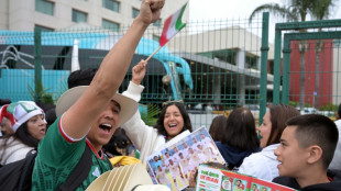 Sele&ccedil;&atilde;o do Ir&atilde; se despede de Tijuana com apoio de torcedores mexicanos
