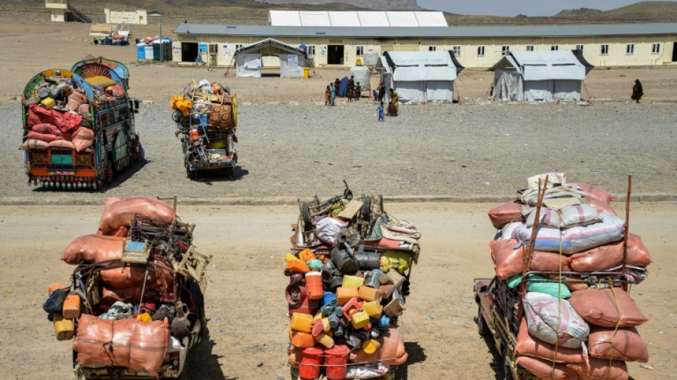 Pakistan foreign minister arrives in Kabul as Afghan deportations rise