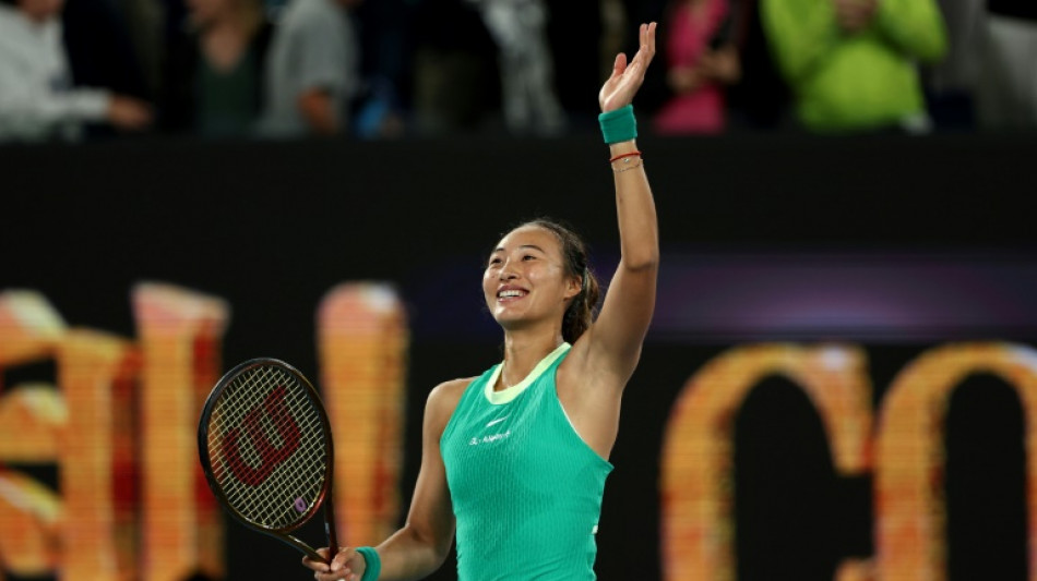 Zheng vence Yastremska e vai enfrentar Sabalenka na final do Aberto da Austrália