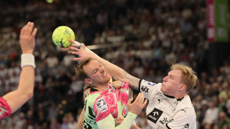 HBL: Füchse gewinnen Topspiel in Kiel