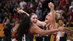 Bierchen, Eisbad und D&ouml;ner: DBB-Frauen feiern WM-Halbfinale