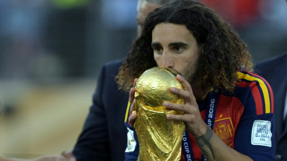 Tatuar o rosto de Luis de la Fuente? A promessa de v&aacute;rios jogadores da Espanha