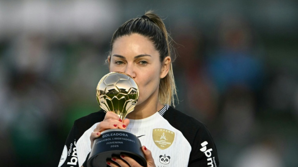 Artilheira do Corinthians aos 40 anos, Gabi Zanotti já sonha com Mundial de Clubes de 2026